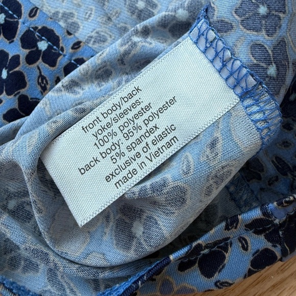 Lane Bryant Ruched Button-Front Knit & Woven Blouse Blue Floral Plus Size 14/16 - Picture 9 of 11